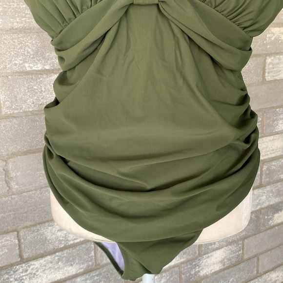 Blooming Jelly One Piece Bathing Suit Size 3XL NWT - Picture 4 of 9